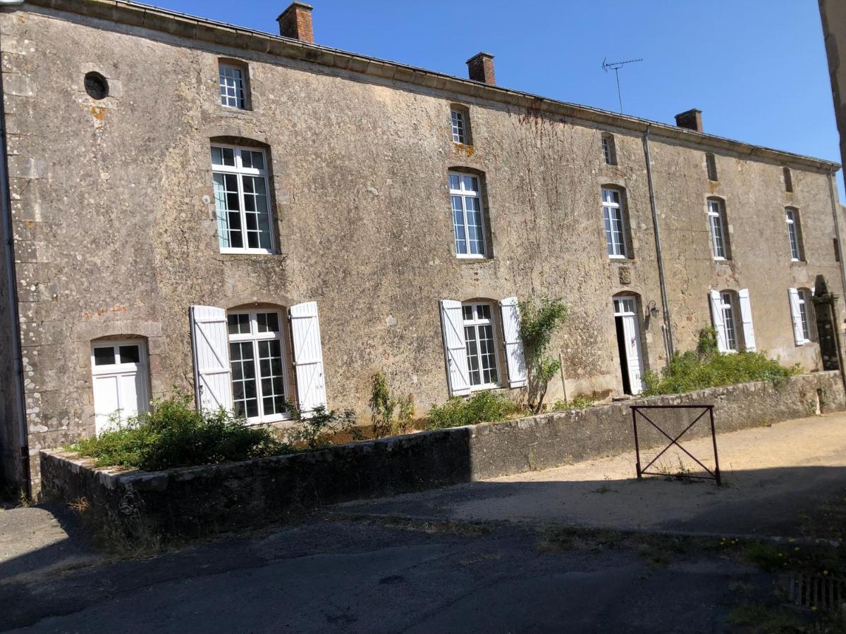 Gite Du Sacre-Coeur - Mauleon- Proche Puy Du Fou Saint-Aubin-de-Baubigne エクステリア 写真